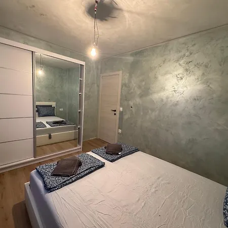 Luxsury Sibella Šišan