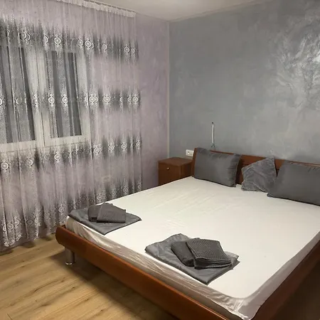 Luxsury Sibella 公寓 Šišan